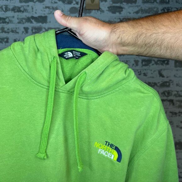 The north face long sleeve pullover hoodie - Picture 3 of 6